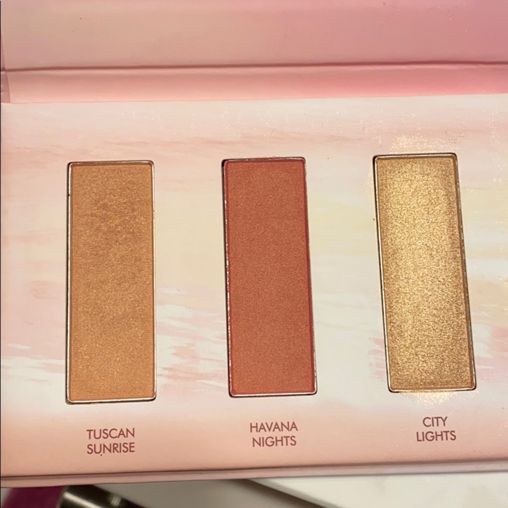 Wandress highlighter palette